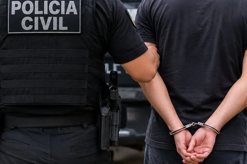 Homem é preso por perseguir e ameaçar ex-esposa no Amazonas
